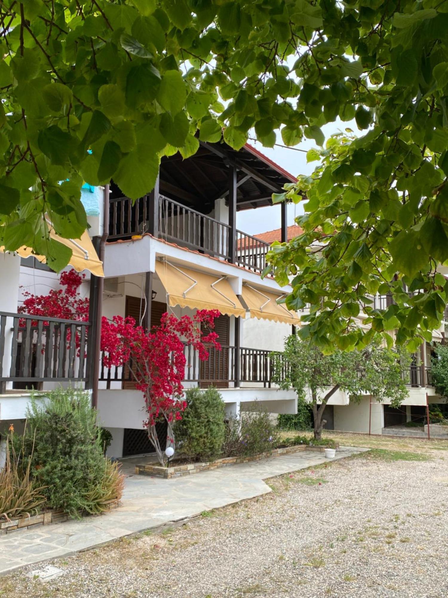 Georgoudi Apartments Nikiti  Extérieur photo