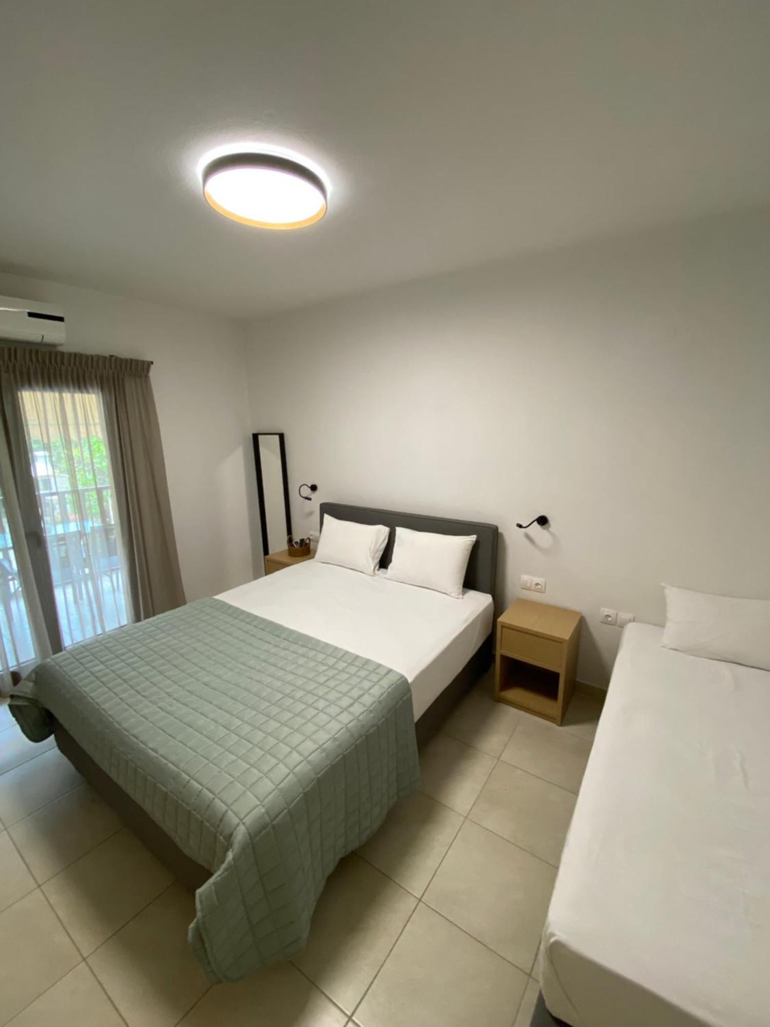 Georgoudi Apartments Nikiti  Extérieur photo